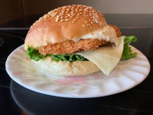 潟料理　潟バーガー